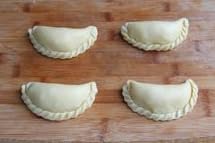 Dele Food Dough Discs for Empanada - Frozen Empanadas Dough Rounds Made with Wheat Flour, Easy to Fill and Seal for Homemade Empanadas, Pastry Shells