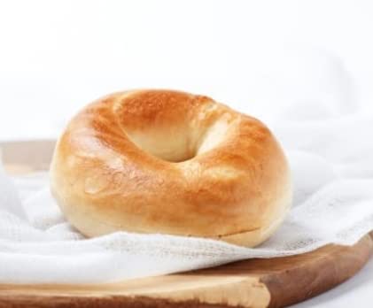 Elie's Plain Bagels - 6 packs of 4 bagels per pack - 24 total bagels - NOT GLUTEN FREE