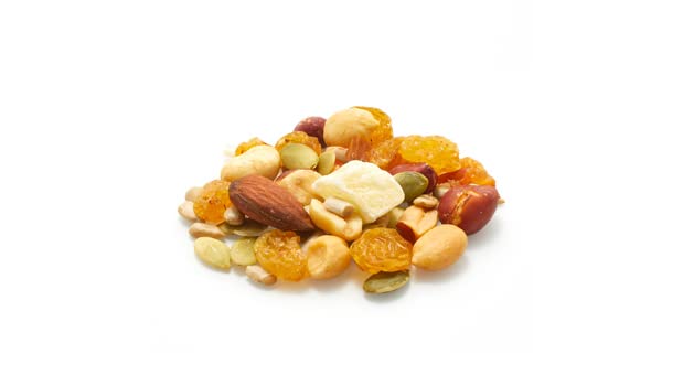 Yupik Sierra Trail Mix, 2.2 lb, A mix of almonds, peanuts, almonds, pumpkin seeds, sunflower seeds, raisins, papaya and pineapple, Pack of 1