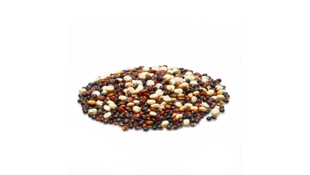 Yupik Organic Tri-Color Quinoa, 2.2 lb (35.2 oz), Non-GMO, Gluten-Free, Kosher, Raw Seeds, White, Red & Black Quinoa, Unsalted, Oil-Free, Source of Fiber & Iron, Ideal Rice & Pasta Replacement