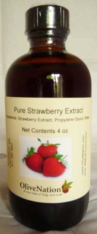 Olivenation Strawberry Extract - Rich Flavor for Beverages, Ice Cream, Fillings, Sauces, Frosting & Dressing - Non-GMO, Gluten Free, Kosher & Vegan