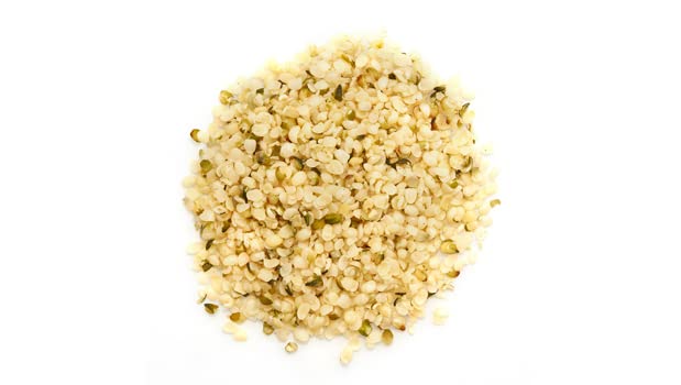 Yupik Canadian Hulled Hemp Seeds, 2.2 lb (35.2 oz), Gluten-Free, Kosher, Vegan, Raw Seeds, Shelled Hemp Hearts, Salt-Free, Source of Omega-3