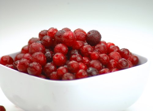 Fresh Frozen Wild Lingonberries by Northwest Wild Foods - Healthy Antioxidant Fruit Diet - for Smoothies, Pies, Jams, Syrups (4.5 Pounds)