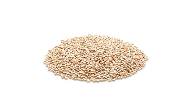 Yupik Raw White Chia Seeds, 2.2 lb (35.2 oz), Gluten-Free, Kosher, Vegan, Natural Seeds, Plant-Based Superfood, Rich in Fiber, Source of Omega-3