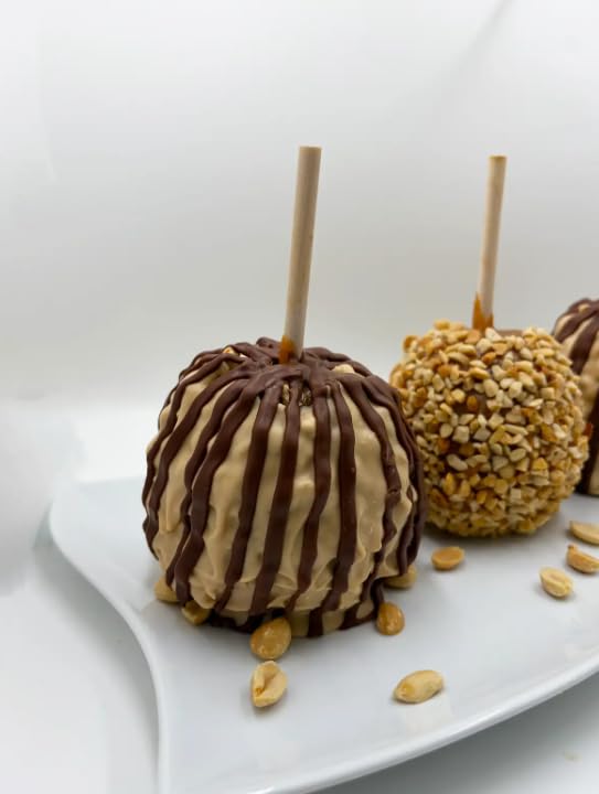 US Sweets Snickers Caramel Apple - Caramel Granny Smith Apples Rolled in Peanuts & Dipped in White Chocolate & Peanut Butter & Drizzled in Milk