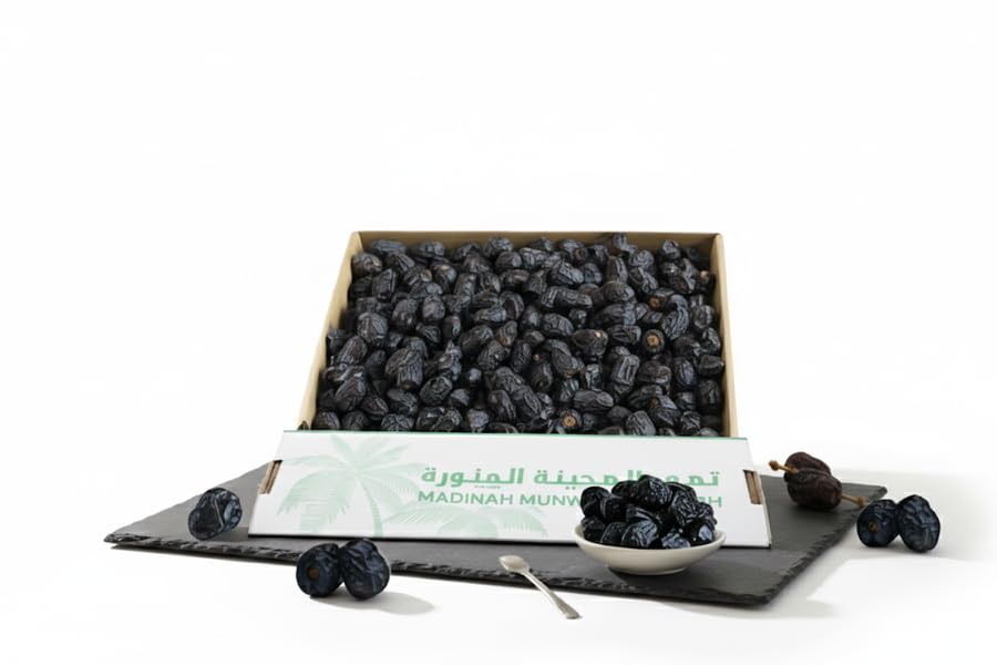 Ajwa Al Madina Dates 3KG (6.6 lbs) - Perfect for juicing and baking -Fresh from Madina Saudi Arabia
