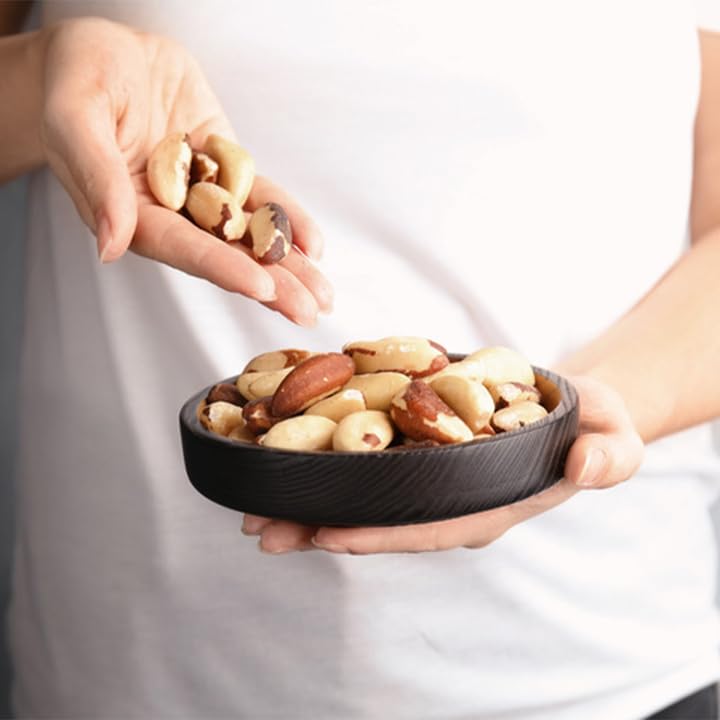 Yupik Raw Brazil Nuts, 2.2 lb (35.2 oz), Gluten-Free, Kosher, Shelled, Unsalted, Unroasted, Raw Nuts, Nutritious Healthy Snacks, Rich in Selenium