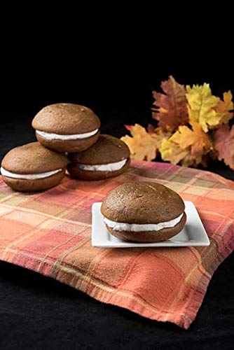 Box of Maine Made Classic Whoopie Pies - Chocolate, 8 Count