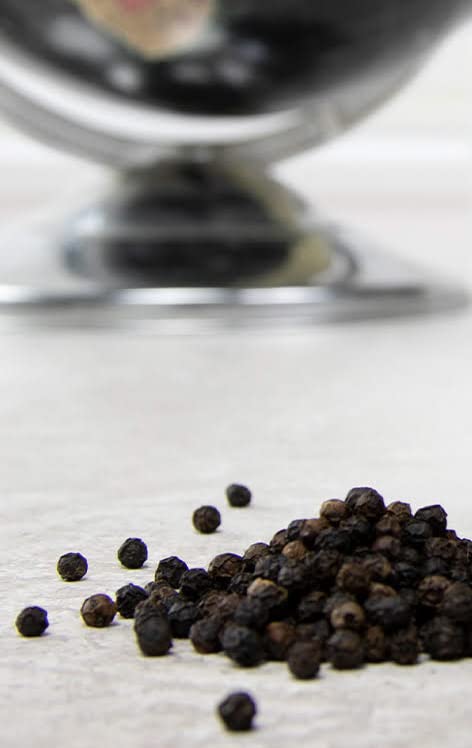 Watkins Organic Peppercorn Blend Grinder, 2.4 Oz