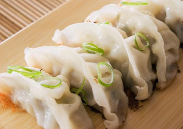 New York Steak & Seafood Vegetarian Dumplings - 30 Count Authentic Asian Potstickers - Frozen, Easy to Cook, Steamed or Pan-Fried in 10 Minutes