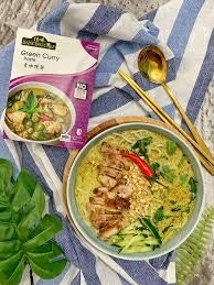 NT# Dancing Chef Paste - Green Curry 100g -Authentically prepared from a blend of chillies, fresh herbs and aromatic spices. Thai Green Curry is