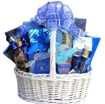 Gift Basket Village: Festival Of Lights Large - Gourmet Nuts, Cookies, Cheeses, Chocolates & More
