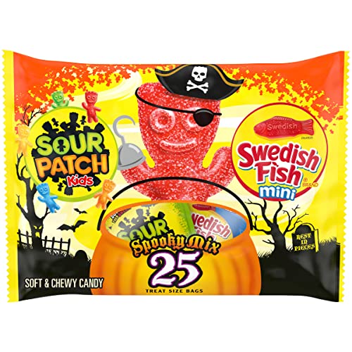 SOUR PATCH KIDS & SWEDISH FISH Mini Halloween Candy Variety Pack, 25 Trick or Treat Bags
