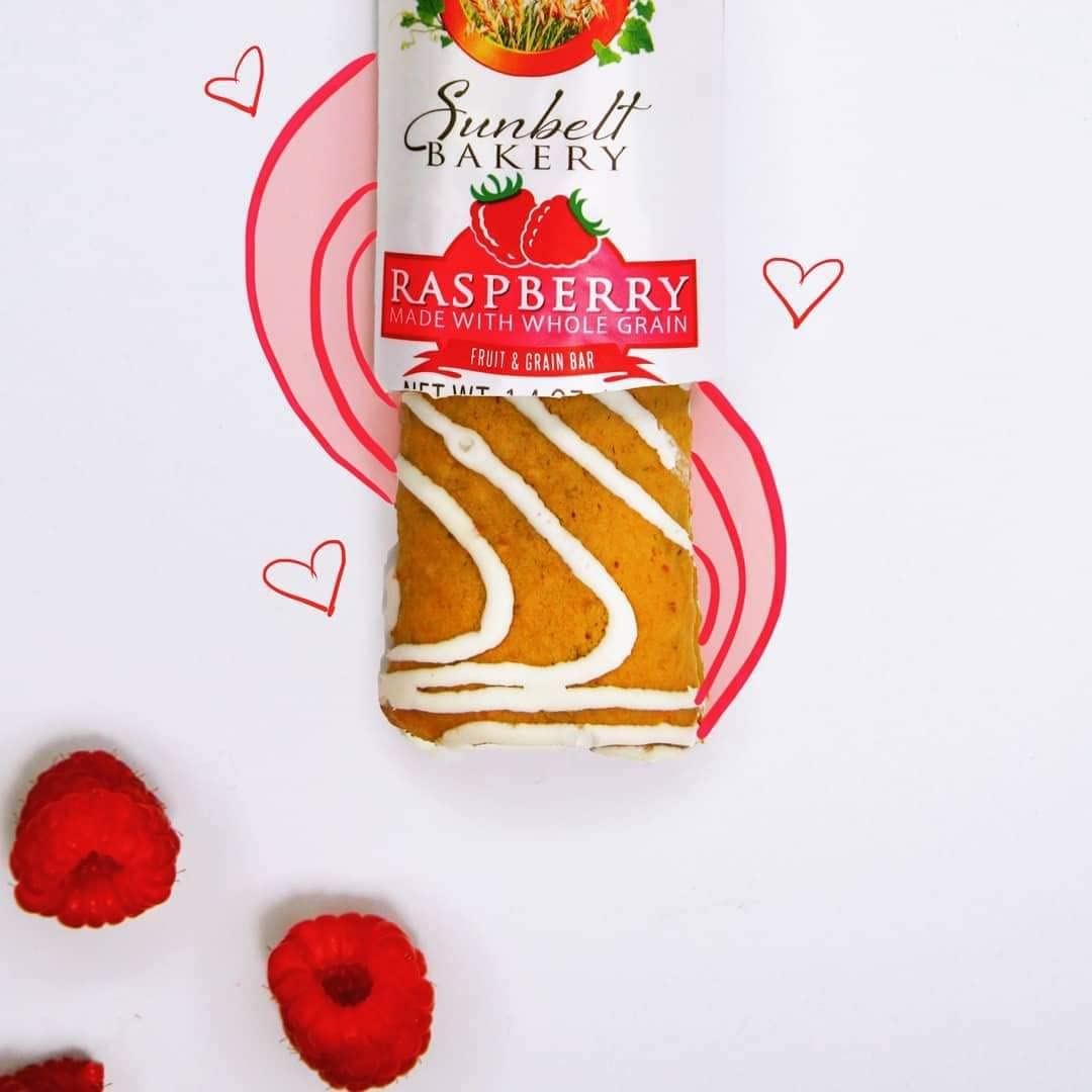 Sunbelt Bakery Soft Baked Raspberry Breakfast Bars - 8 Bars - Chewy Oatmeal Breakfast and Snack Cereal Bars Pantry Pack - Made with Whole Grains