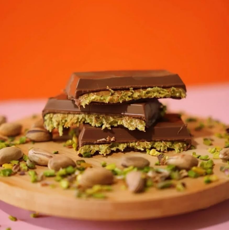 Dubai Chocolate Bar | 7 oz / 200g | Rich Milk Kunafa Pistachio Butter Chocolate - Gourmet Sweet Treat - Premium Candy Gift Box - Perfect