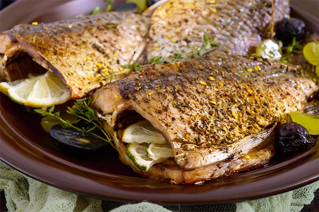 Unpretentious Lemon Pepper Seasoning (3 lb), Great Zesty Flavor, Perfect for Baking or Frying, Delicious Seasoning Blend