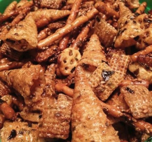 Hawaiian Local Style Furikaka Party Mix in Family-Size 22 Oz. Container