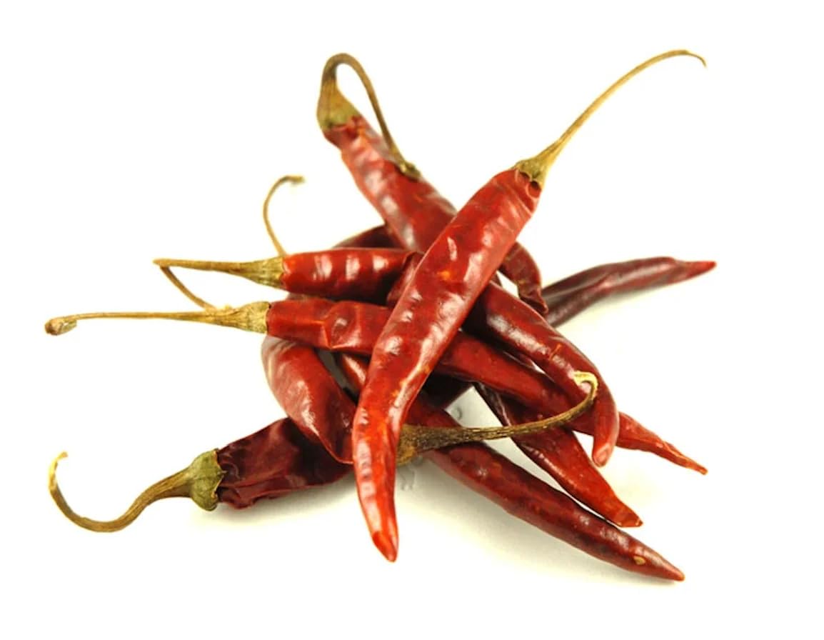 Essential Spice Dried Malagueta Chilies - Bold Heat with Sharp, Peppery Flavor - Whole Dried Brazilian Chilies for Sauces, Stews, Pickling