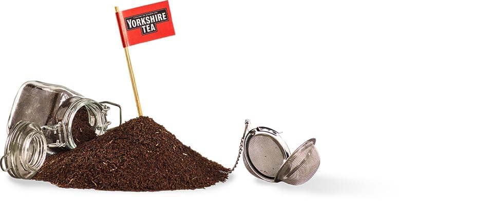 Yorkshire Tea, Red, Black Tea, Loose Leaf, 8.8 Ounces, Refreshing, Satisfying, and Strong, Classic British Breakfast Blend, Caffeinated, Enjoy Hot or