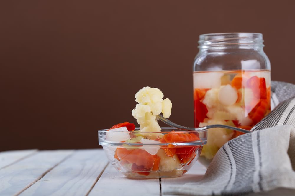 Uncle Giuseppe’s Giardiniera - 32 fl oz Jar - Italian-Style Pickled Vegetable Medley, Crisp & Zesty, All-Natural (Pack of 1)