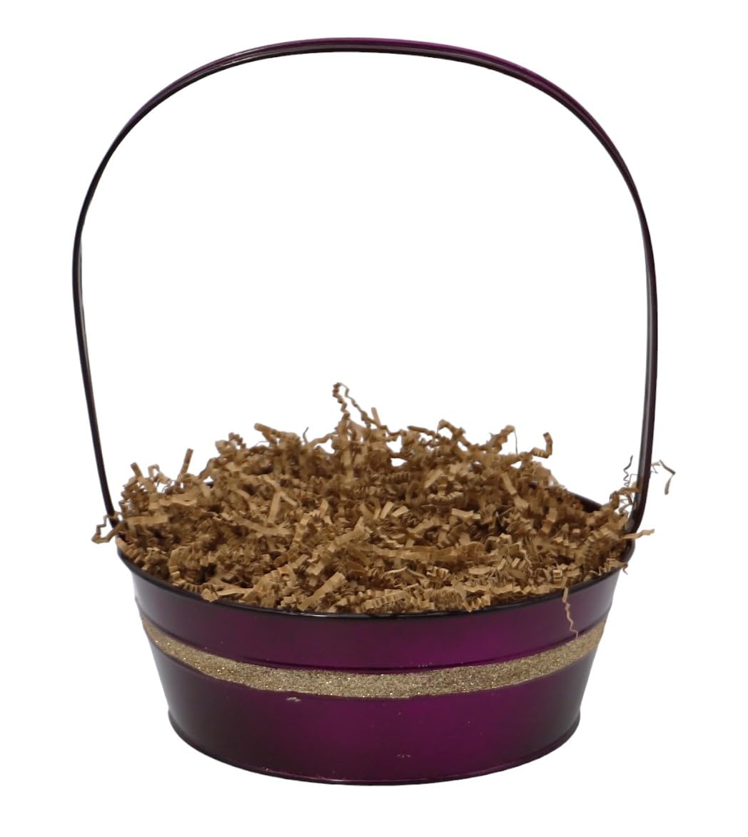 Gift Basket Village: The Good Life Gourmet Gift Basket - Wafer Rolls, Cookies, Cocoa, Nuts & More