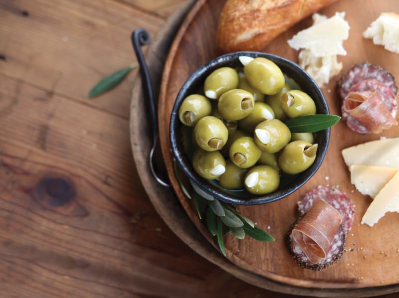 Mezzetta Stuffed Olives (2 Pack) | Garlic Stuffed Olives 10 oz, Jalapeño Stuffed Olives 10 oz