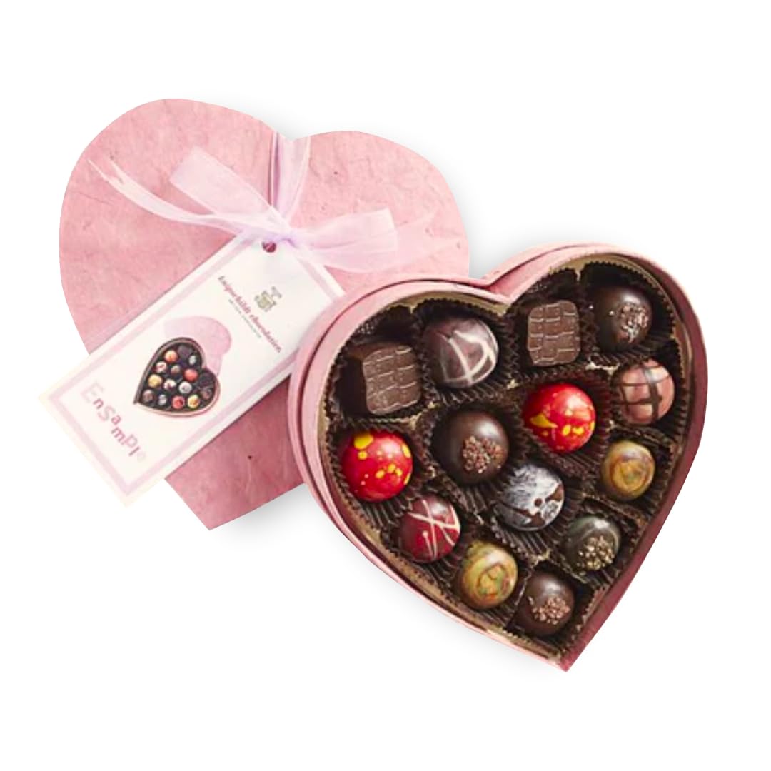 Signature Collection Heart - 14 Piece Gift Box