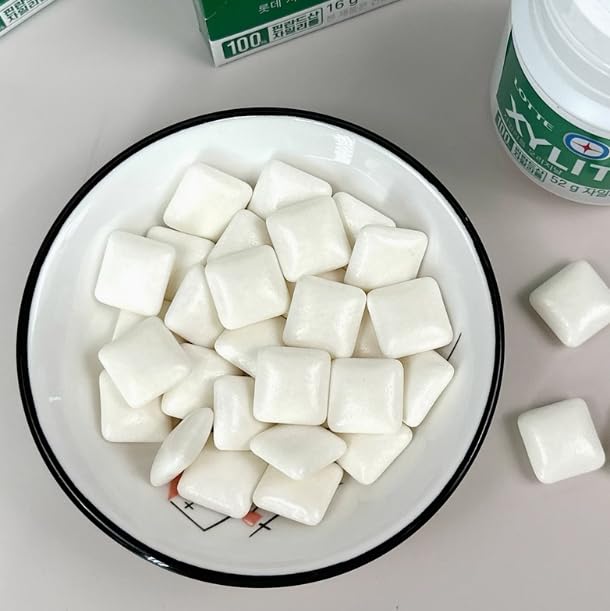 Korean Xylitol Chewing Gum?Intense Cool Mint Flavor for Fresh Breath, Perfect for Driving, Office & Casual Use, Imported Sugar-Free Gum, Long-Lasting