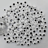 1 Bottle Candy Eyes Eyeballs Cake Cupcake Toppers Edible Eyes for Decorating - Halloween, Christmas, Easter, and Edible Art Project Candy Decorations