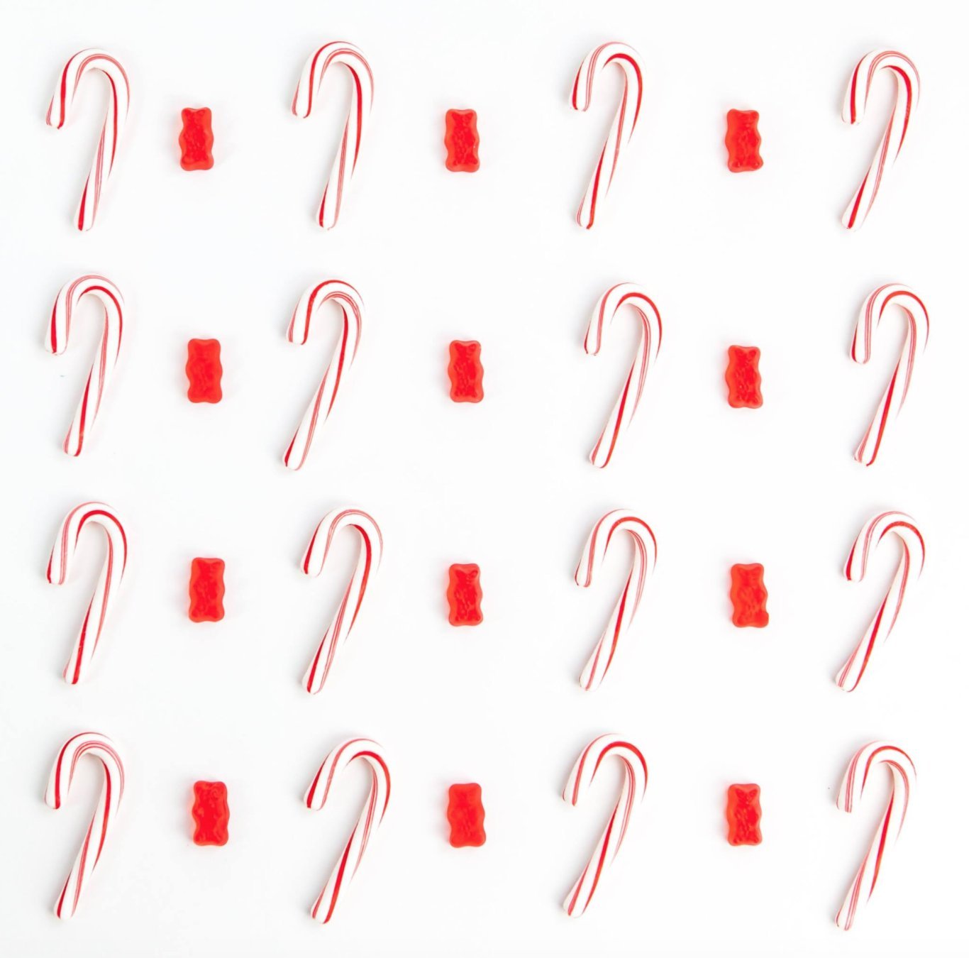 Haribo Gummi Candy, Goldbears Stocking Stuffer Christmas Edition Red & Green, 4 oz. Bag (Pack of 12)