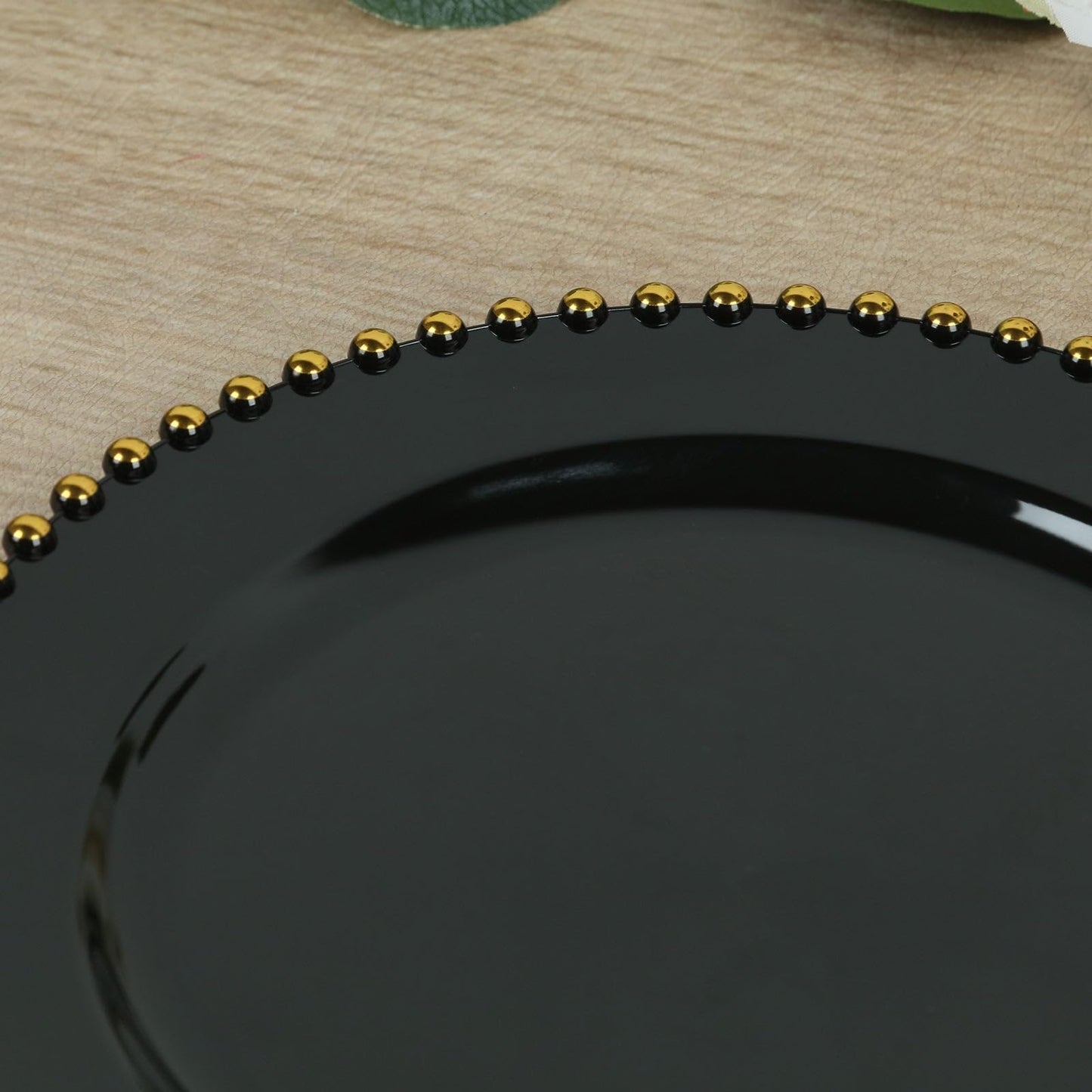 TCF Linen 10" Dinner Plates - Set of 20 - Plastic Black Gold Round Disposable Plate Beaded Rim, Ideal for Decoration Party Wedding Bulk Events