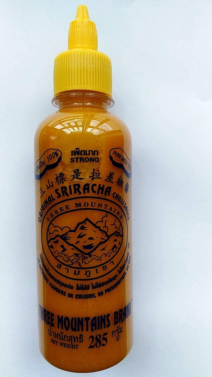 Three Mountain: Original Sriracha Yellow Chilli Sauce 10.05 Oz.(285 G.) by satangice