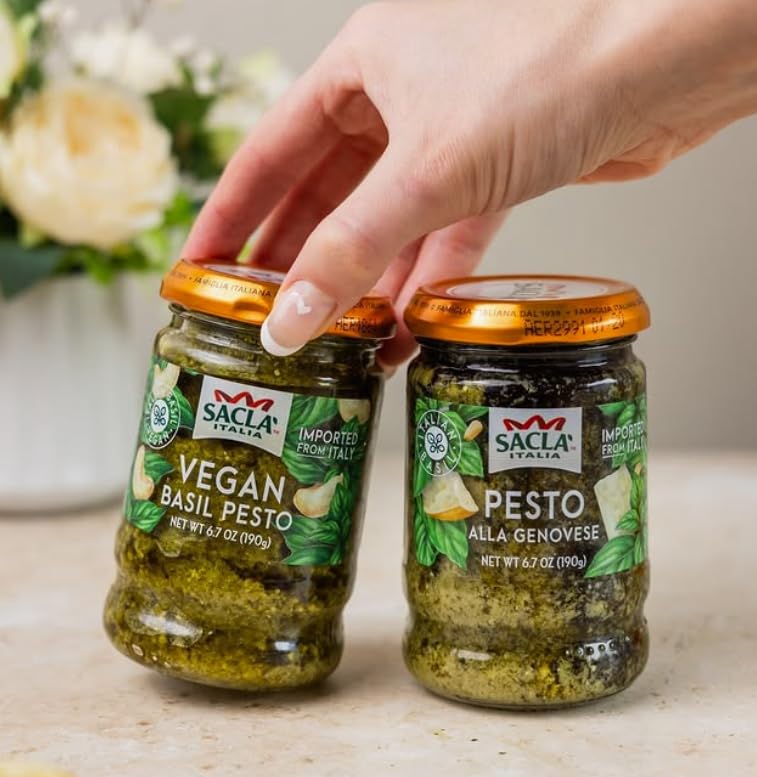 SACLA Vegan Basil Pesto alla Genovese | Dairy-Free Pesto Sauce made from Fresh Italian Basil & Cashews | 6.7 oz Glass Jar | Non-GMO, Plant-Based |