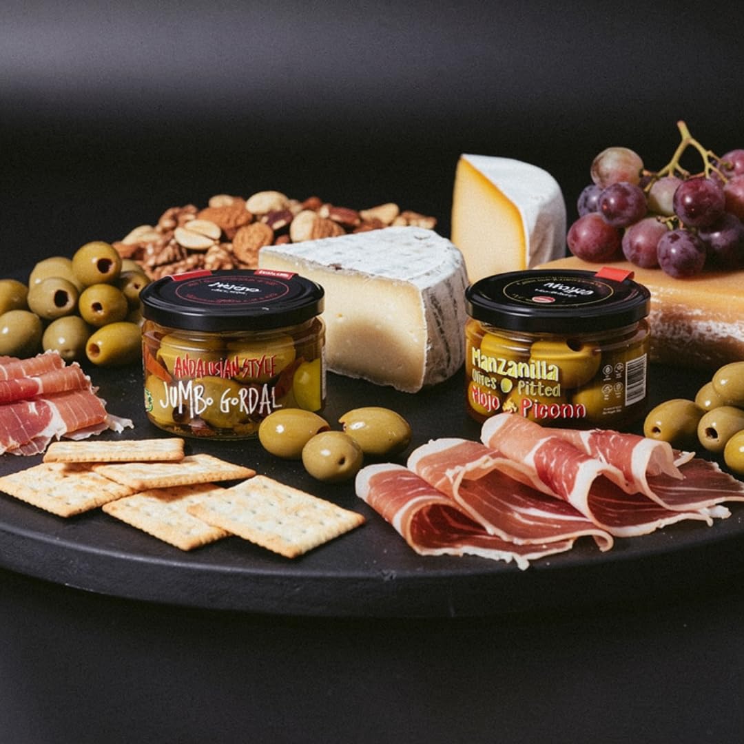 Green Olives Pitted | Spanish Olives | Andalusian Style & Spicy Mojo Picon | Olive Bar Gourmet Pairing | Perfect for Charcuterie & Cocktails | 10 oz