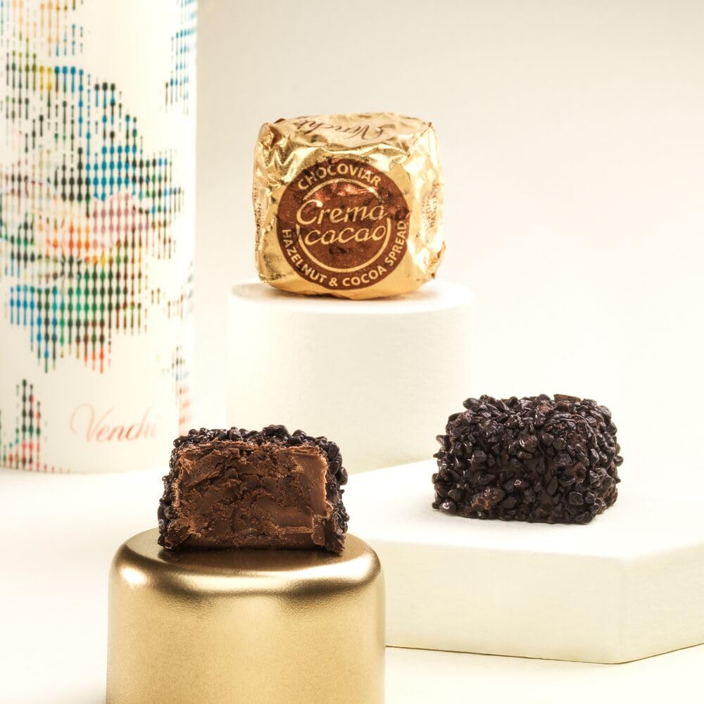 Venchi Chocoviar Crema Cacao 15-Piece Elegant Gift Box - Creamy Cocoa Filling with Piedmont Hazelnut, Milk Chocolate Shell, Dark Chocolate Coating