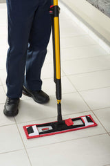 Rubbermaid Commercial Products 18 inch Adaptable Flat Mop Microfiber Pad, Red, for Janitorial/Professional Cleaners and Light-Duty Cleaning/Mopping