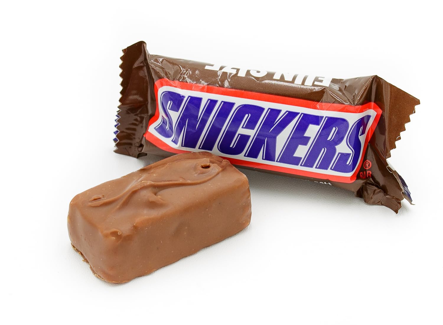 FUN SIZE Chocolate Candy Bars 2 lb - Anti Melt Pack, Individually Wrapped (52 Pieces), Bulk, Snack-Size Format, Crunchy Peanuts & Smooth Caramel