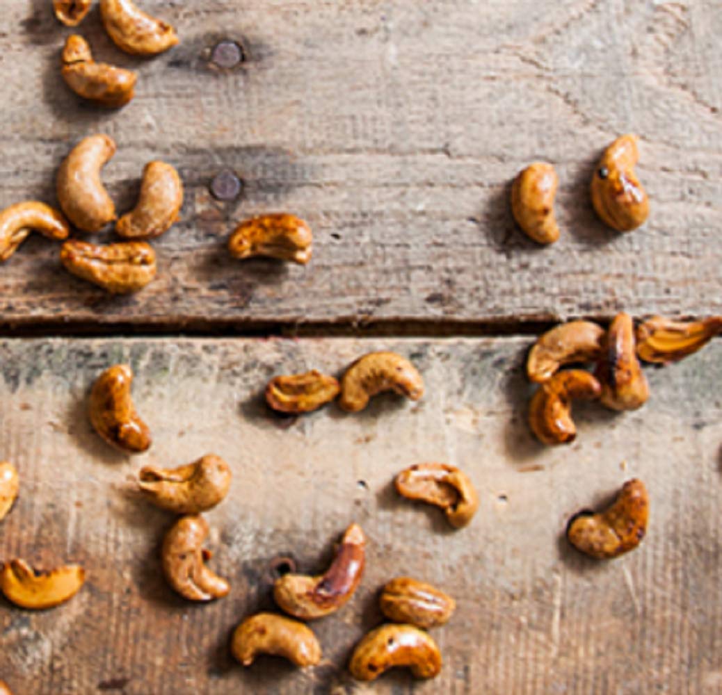 Dry Roasted Dark Cashews with Himalayan Salt (2 Lbs) - Dark Oven Roasted and Salted to Perfection in Small Batches for Added Freshness - Super Crunchy