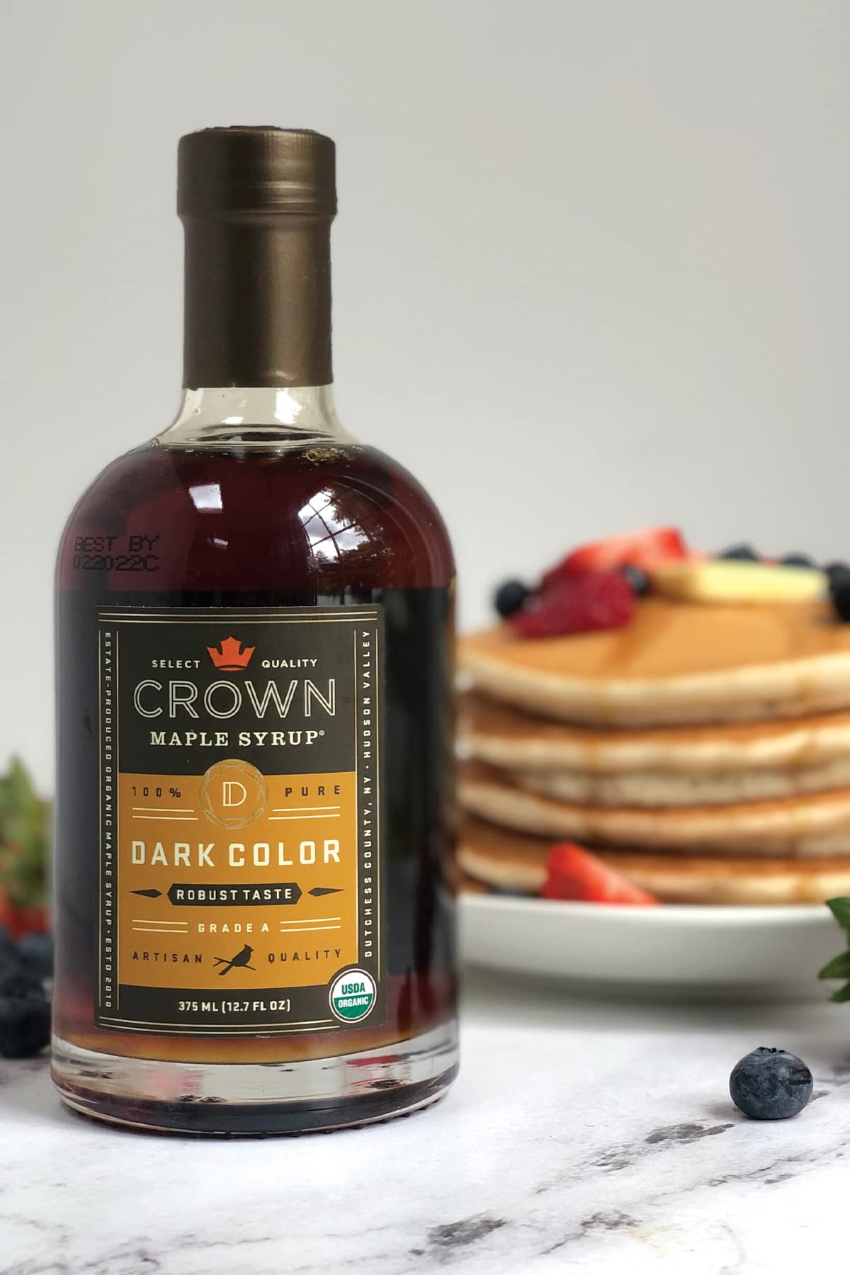 Crown Maple Certified Organic Dark Color Robust Taste Maple Syrup, Pure, Gluten Free, No Preservatives, Non-GMO pairs well with Pancakes, Coffee