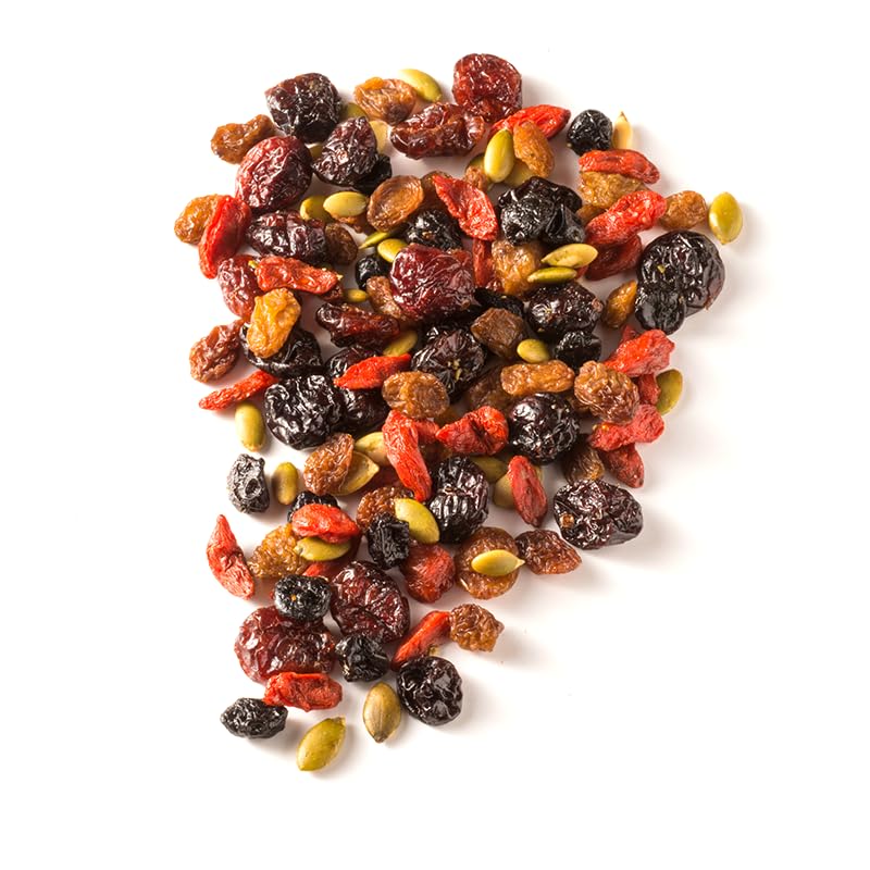 Made In Nature Organic Superberry Fruit Fusion, 10 Ounce (Pack of 1) - Fruit and Nut Trail Mix, Non-GMO, Unsulfured, Gluten Free