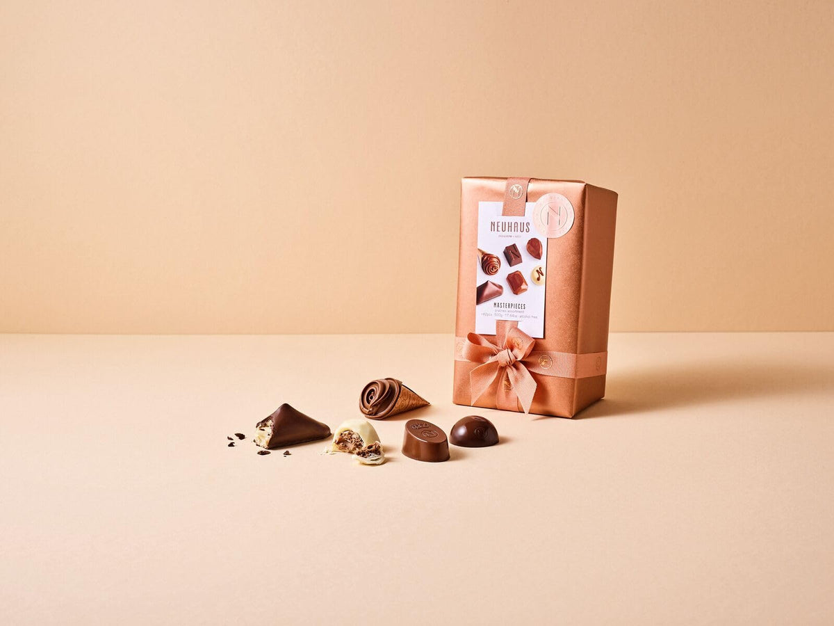 Neuhaus Belgian Chocolate Classic Ballotin 1 lb Assorted Chocolates - 38 Pieces Assorted Milk, White & Dark Chocolate Pralines - Gift Box