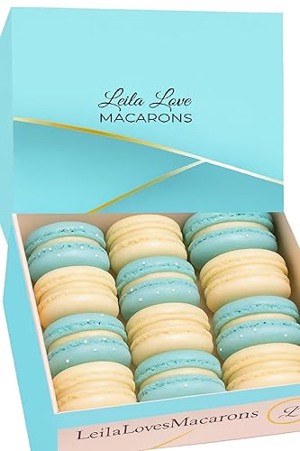 LeilaLove Macarons 15 Blue and white Macarons
