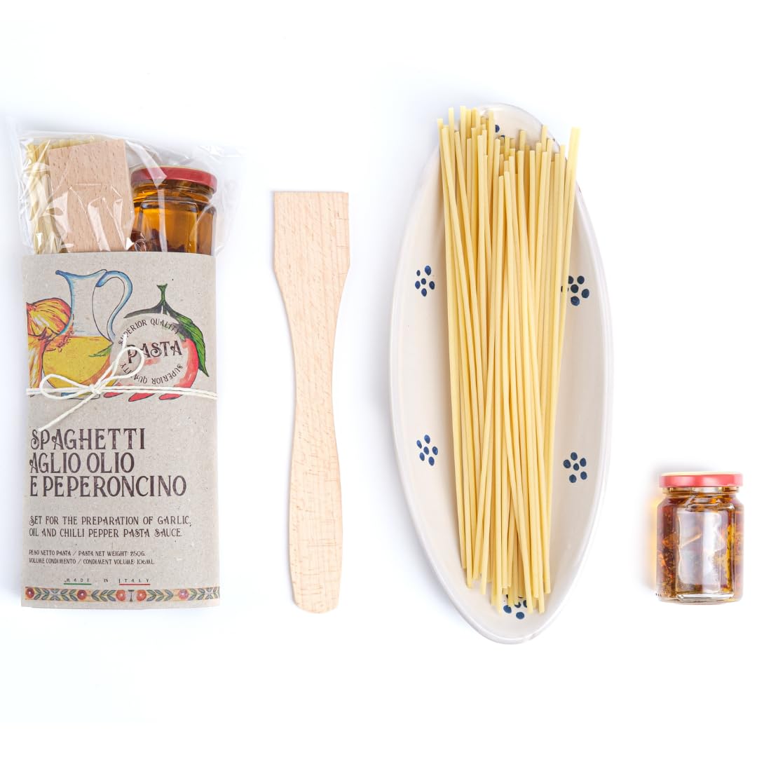 Artigiani dei Sapori Spaghetti Pasta Gift Set with Garlic, Oil & Chili Pepper Sauce, Authentic Italian Gourmet Gift, 15.5 oz