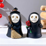 Ghost ornaments skull wizard faceless horror ornaments home desktop resin ornaments (a style)