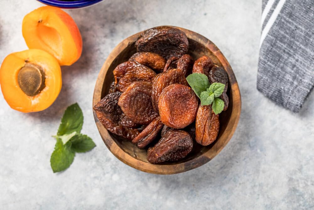 Kartago Organic Dried Apricots - Unsulfured Mediterranean Sun Dried Apricots - Vegan, Kosher, Gluten Free, No Added Sugar - Healthy Natural Vegan