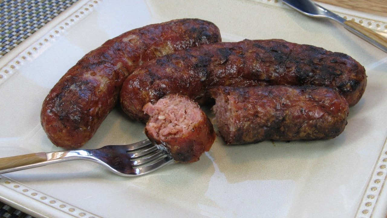Dobesh Cajun Sausage Seasoning Mix with Cure, Authentic Louisiana Style Spice Blend for Homemade Smoked Sausage and Andouille, Great for Pork, Beef