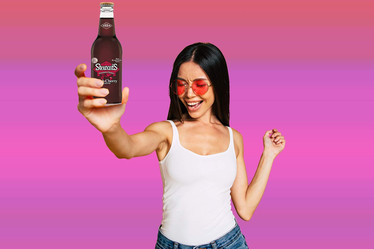 Stewart's Wishniak Black Cherry Soda, 12 fl oz (12 Glass Bottles)