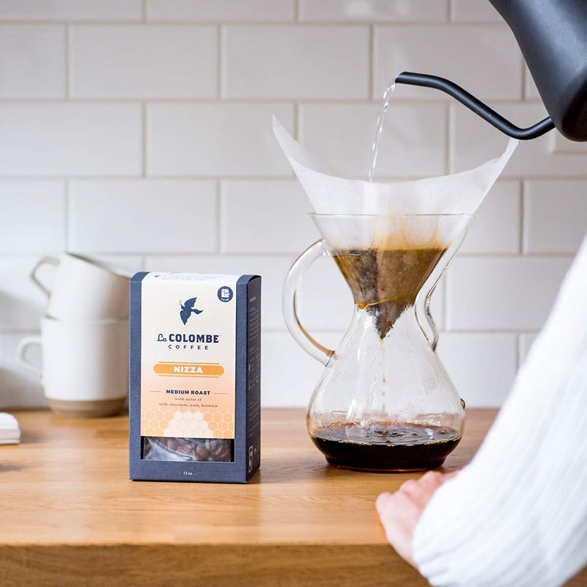 La Colombe Nizza Medium Roast Drip Grind Ground Coffee - Notes of Milk Chocolate, Nuts & Brownie with Honey-Sweet Roasted Nuttiness, 12 Ounce (Pack