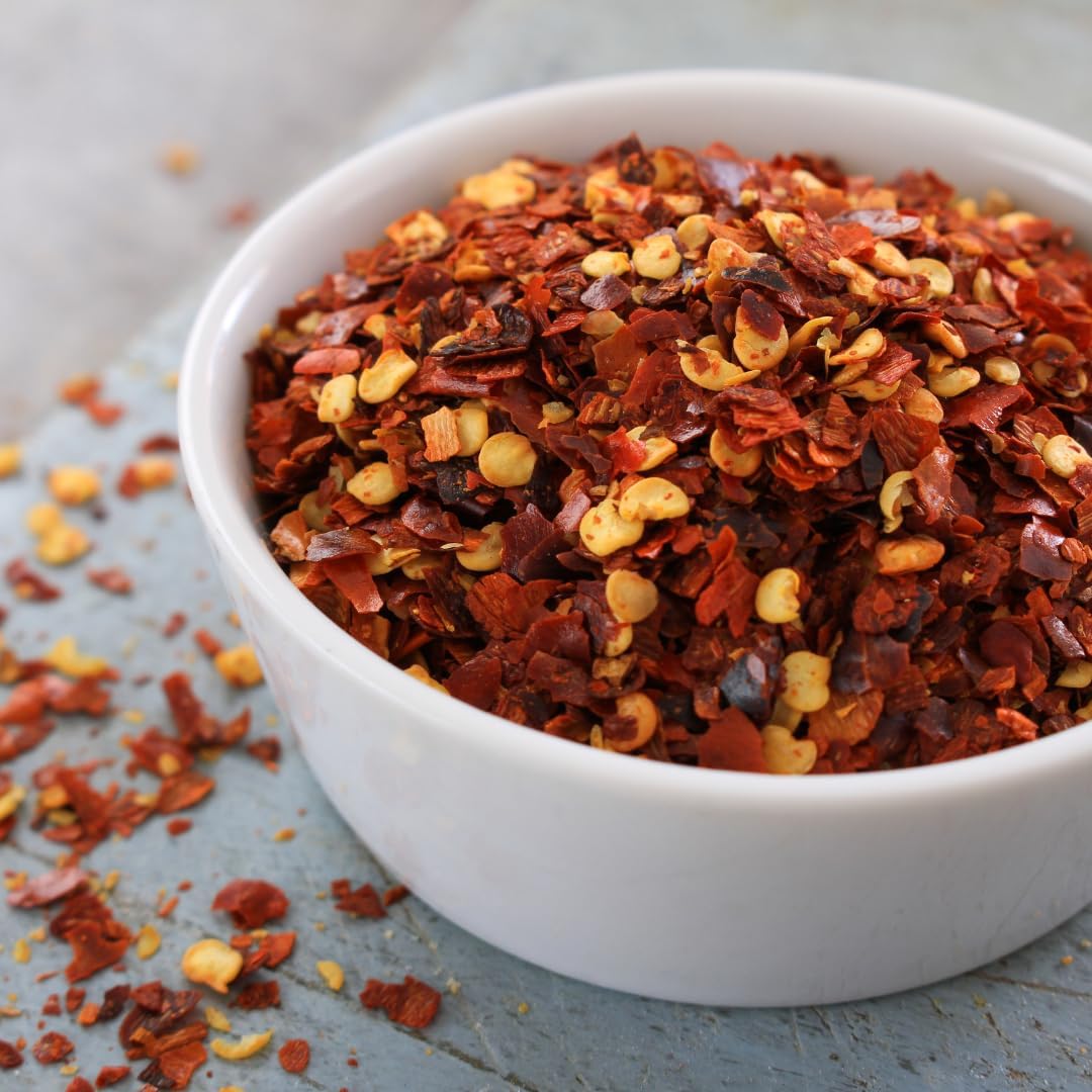 GranAroma Crushed Red Pepper, Dry Rubs & Marinades, Spicy Seasoning, Pizza Topping (3 Pound)