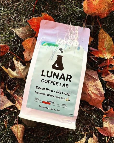 Lunar Coffee Lab Coffee Organic Decaf Peru 4oz - Swiss Water Process - Fair Trade Sustainably Grown Coffee - Farmer Coop - Medium Light Roast